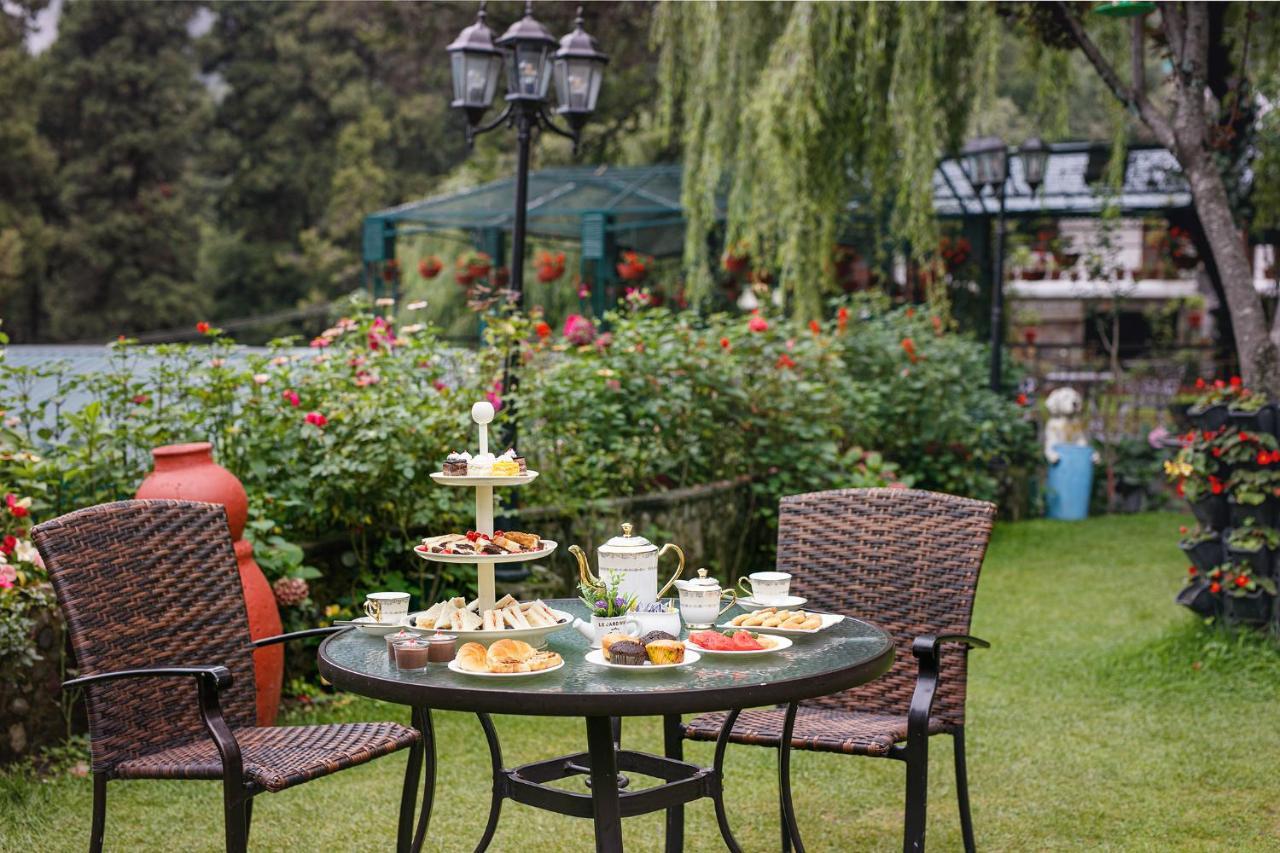 Shervani Hilltop Resort Nainital Exterior foto